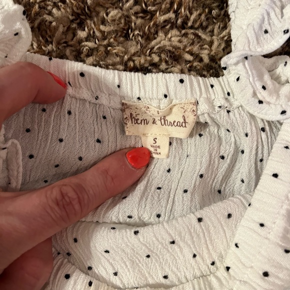 Hem and Thread tank top - Picture 2 of 2